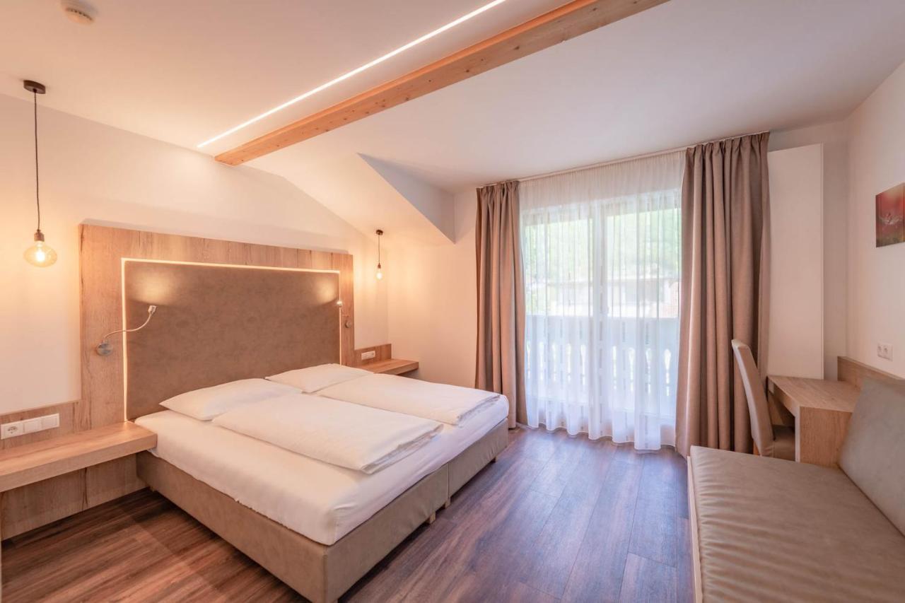 Hotel Christine 3*